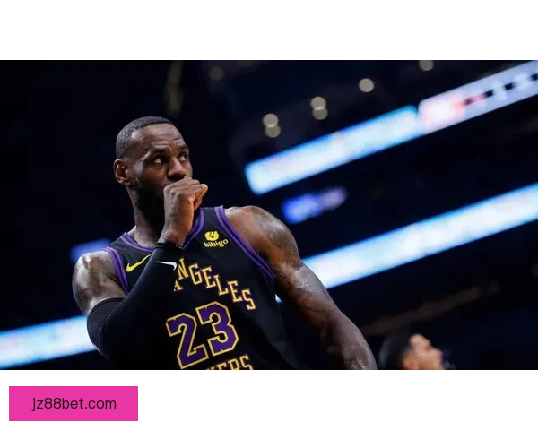 詹姆斯评价里夫斯打球风格独特节奏灵活非典型白人球员