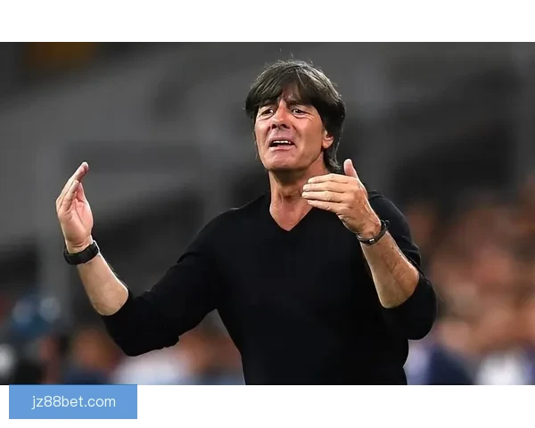 勒夫复出引关注 加纳临时换帅 世界冠军教头再度执掌帅印