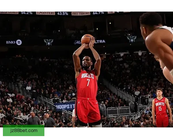 杜兰特力挺谢泼德阿门锁定首发后场 乌度卡称探花秀正成长为核心